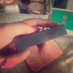 Bite liquid lip (Mauvember)